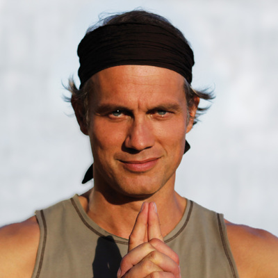 [[missing key: a11y-image-alt-prefix]] Ralf Bauer